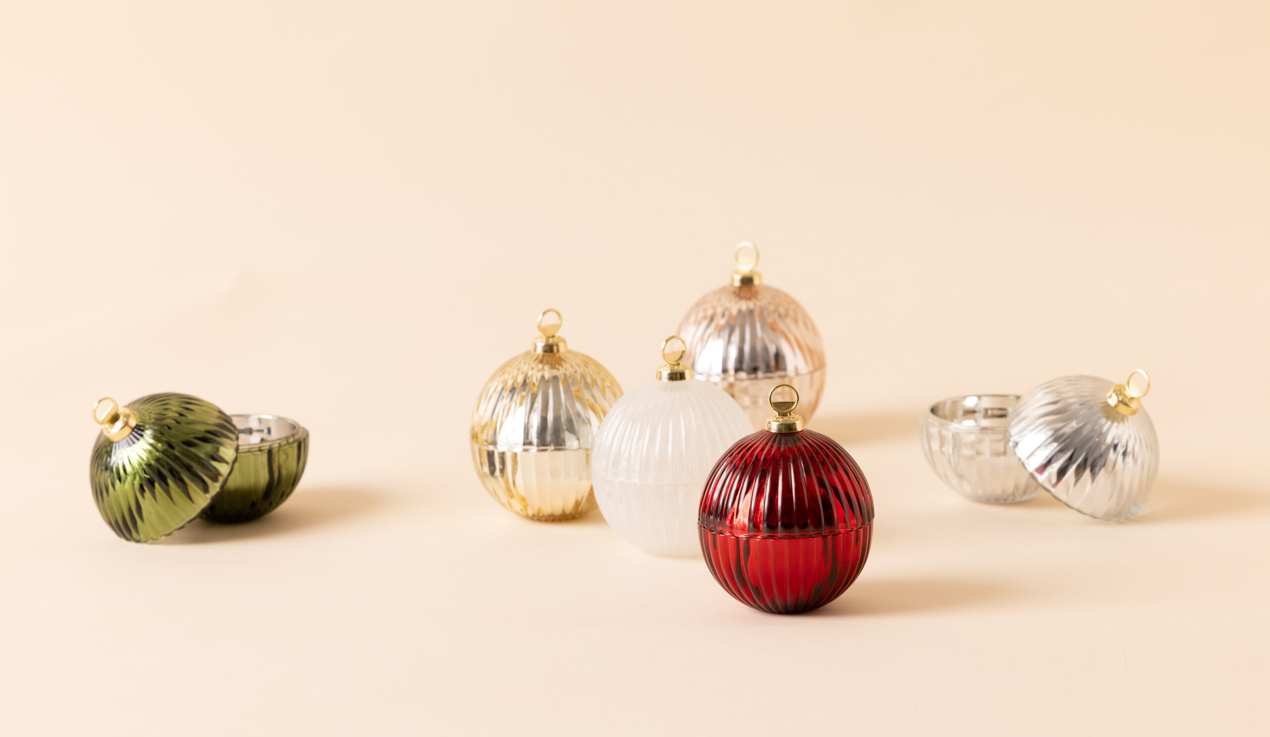 Christmas Bauble White - Image 4